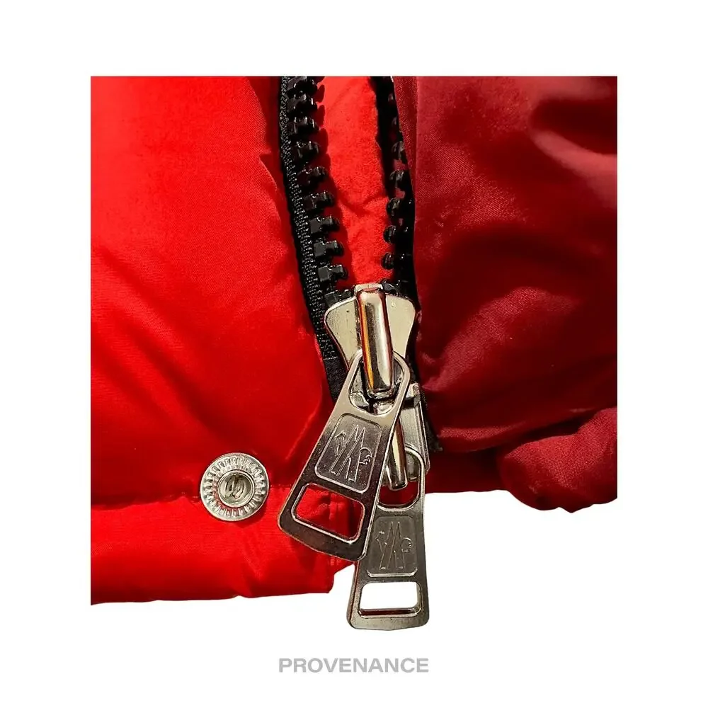 Moncler brel down